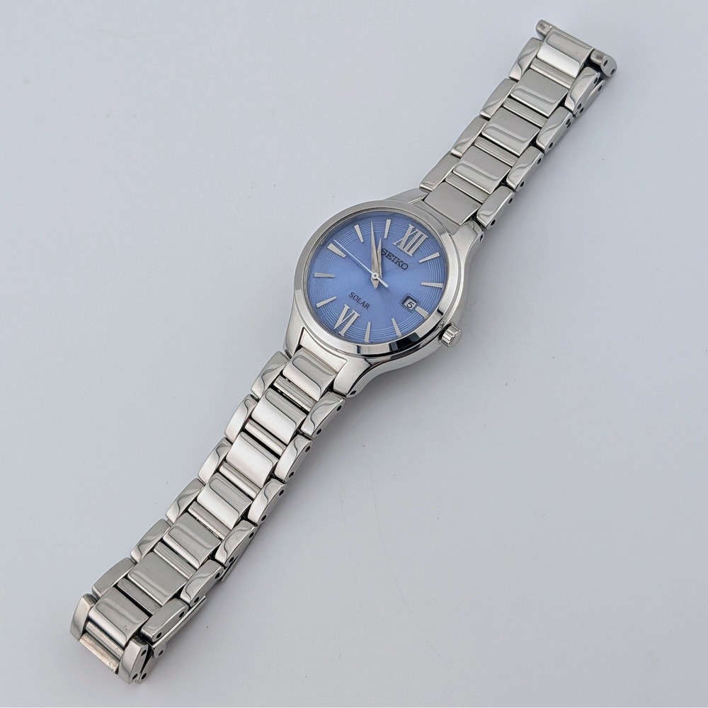Seiko Solar V137-0BH0 Women's Watch Blue Guilloche Dial Date Stainless Steel Box - Picture 11 of 13